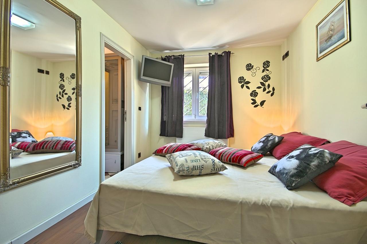 Villa Lidija Porec Luaran gambar